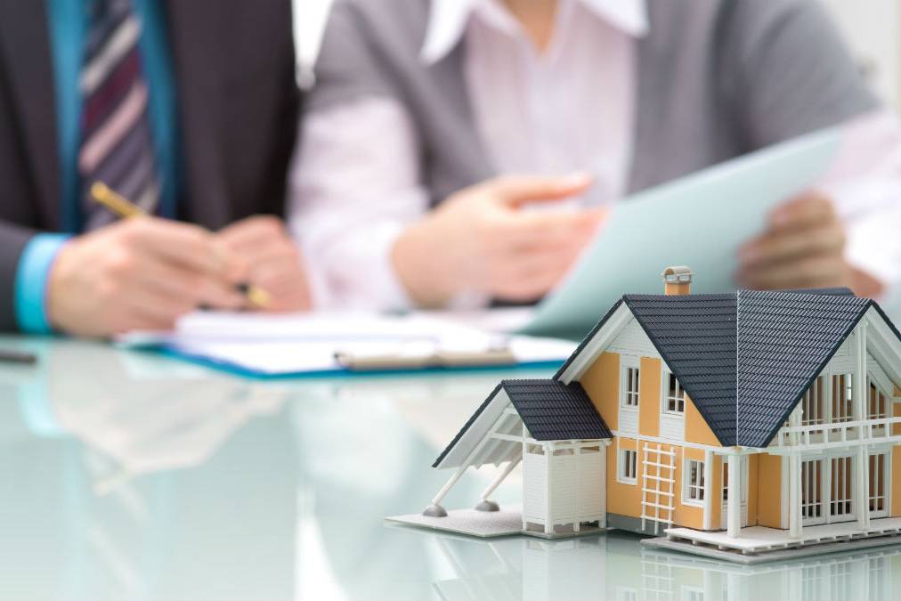 Madrid creará en breve un registro para los profesionales del sector inmobiliario